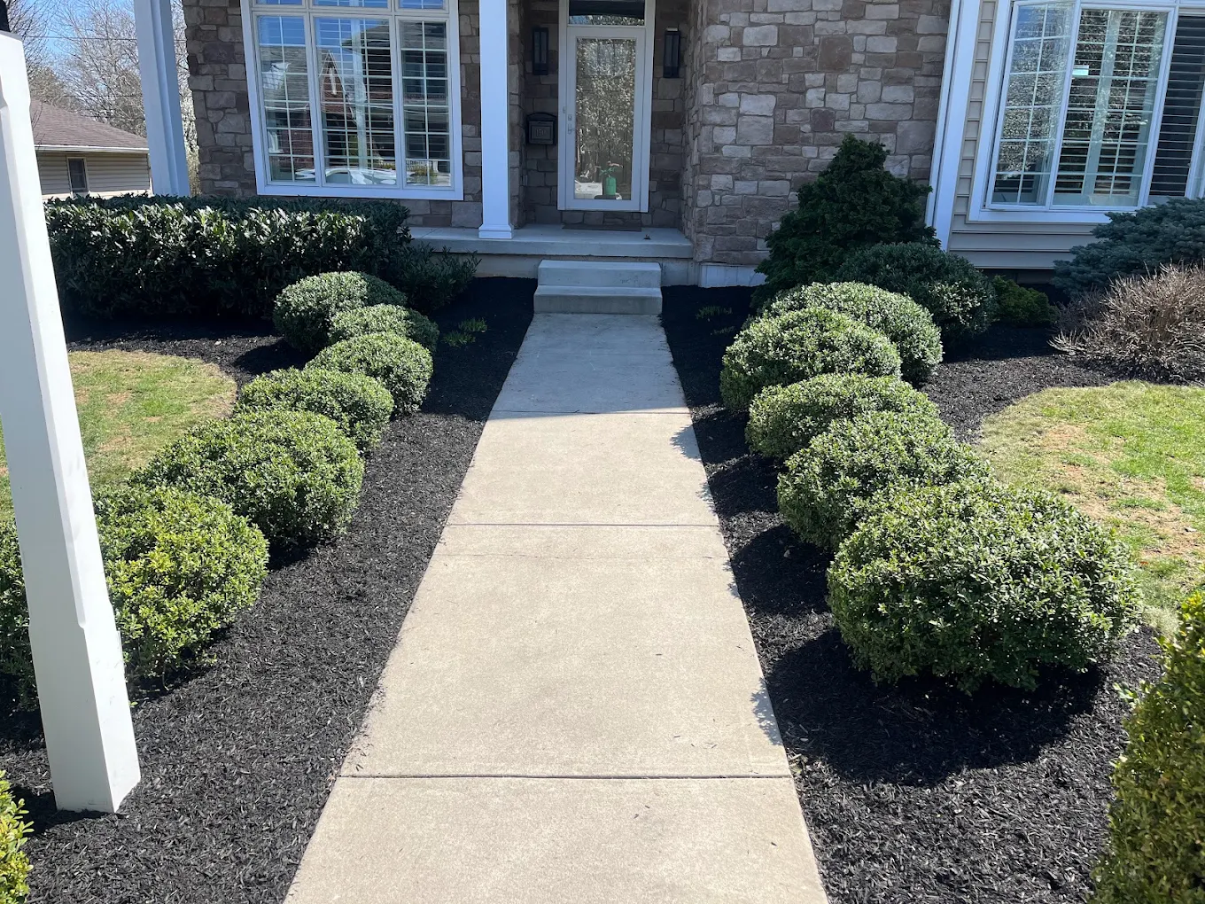 Entry Walkway Landscape